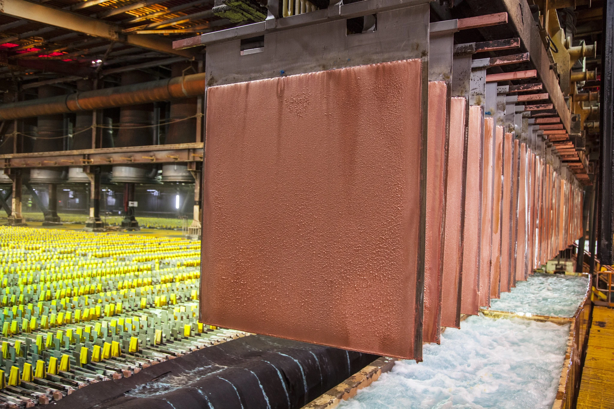 Codelco mantiene clasificación AA+ destacando su aporte estratégico al Estado chileno