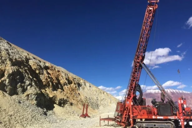 AbraSilver reporta oro y cobre en proyecto Diablillos con alta mineralización