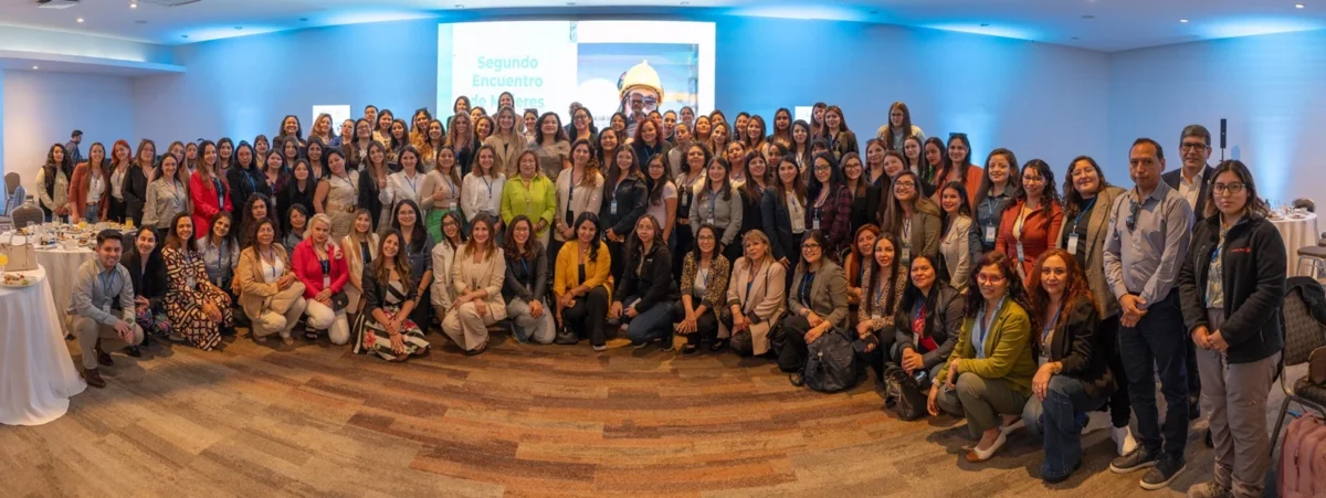 Minera Centinela promueve el liderazgo femenino en su cadena de valor Minera Centinela promueve el liderazgo femenino en su cadena de valor