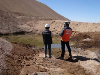 Reclamación de minera contra la SMA queda en estudio en el Primer Tribunal Ambiental
