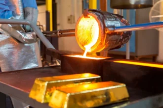 Chile acelera su repunte aurífero: producción marca mejor desempeño en una década y superaría su récord histórico en 2026