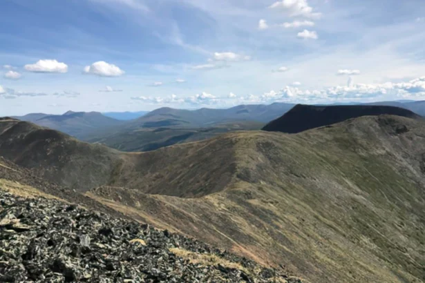 Sitka Gold perfora 172,4 metros de oro de 0,90 g/t, incluyendo 33,4 metros de oro de 2,40 g/t, en Blackjack , Yukon