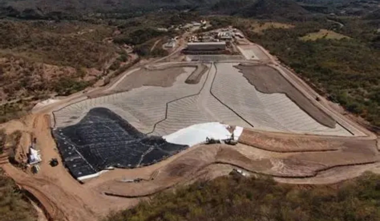 Osisko reordena su portafolio y transfiere proyecto San Antonio a Axo Copper manteniendo influencia estratégica