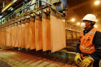 Codelco marca nuevo hito en el mercado del cobre y desafía a compradores asiáticos con primas sin precedentes