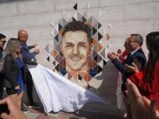 Con el apoyo de Codelco Tocopilla inaugura mosaicos que homenajean en vida a cuatro de sus grandes referentes