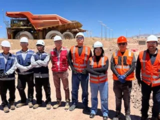 Estudiantes copiapinos viajaron hasta el Rajo Inca a cumplir el sueño de conocer una mina