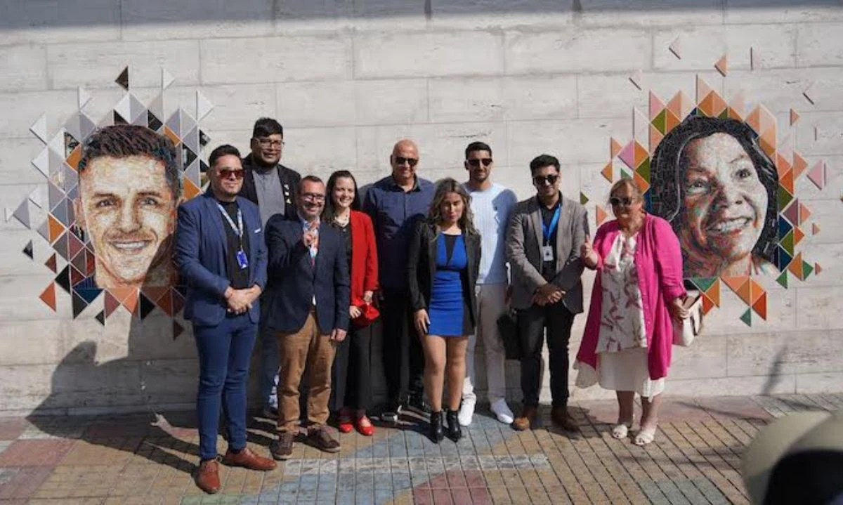 Con el apoyo de Codelco Tocopilla inaugura mosaicos que homenajean en vida a cuatro de sus grandes referentes