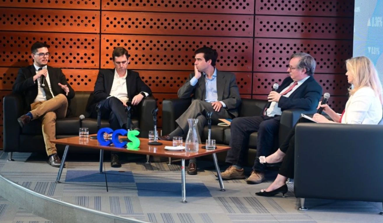 SONAMI y principales gremios entregan proyecciones económicas para 2026 en seminario de la Cámara de Comercio de Santiago