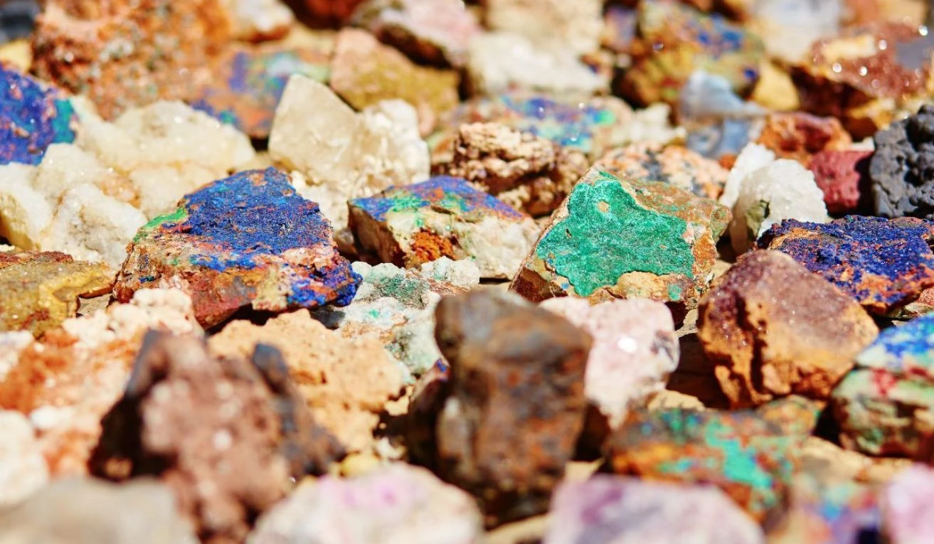 Canadá impulsa estrategia histórica para asegurar suministros de minerales críticos por US$ 6.4 mil millones