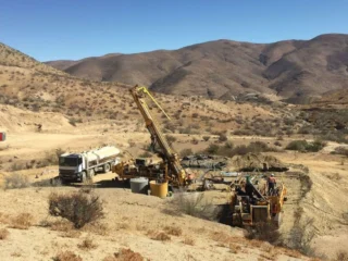 Hot Chili amplía el potencial de Costa Fuego con un hallazgo clave en La Verde