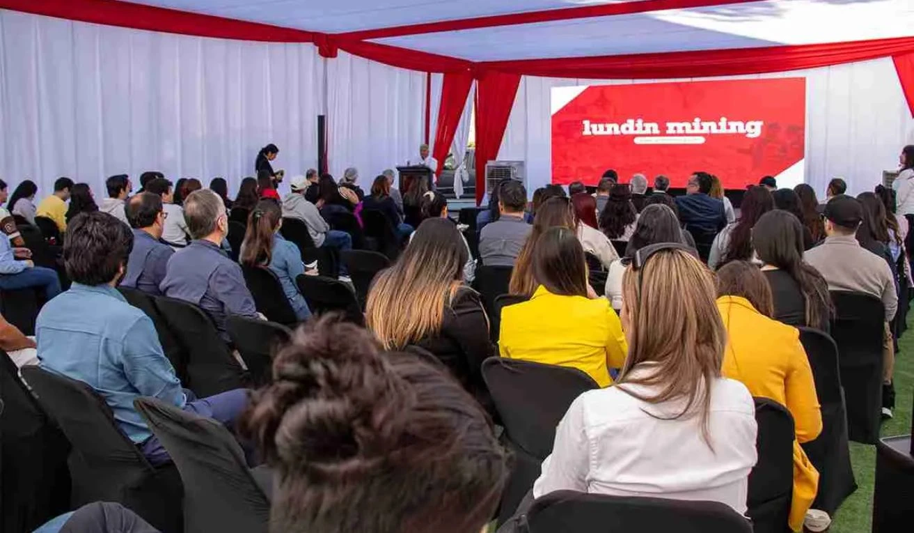 Lundin Mining y UDA acercan la minería a los estudiantes con exitosa Feria Laboral 2025