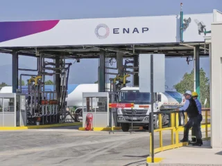 Enap registra aumento del 55% en utilidades y consolida crecimiento sostenible