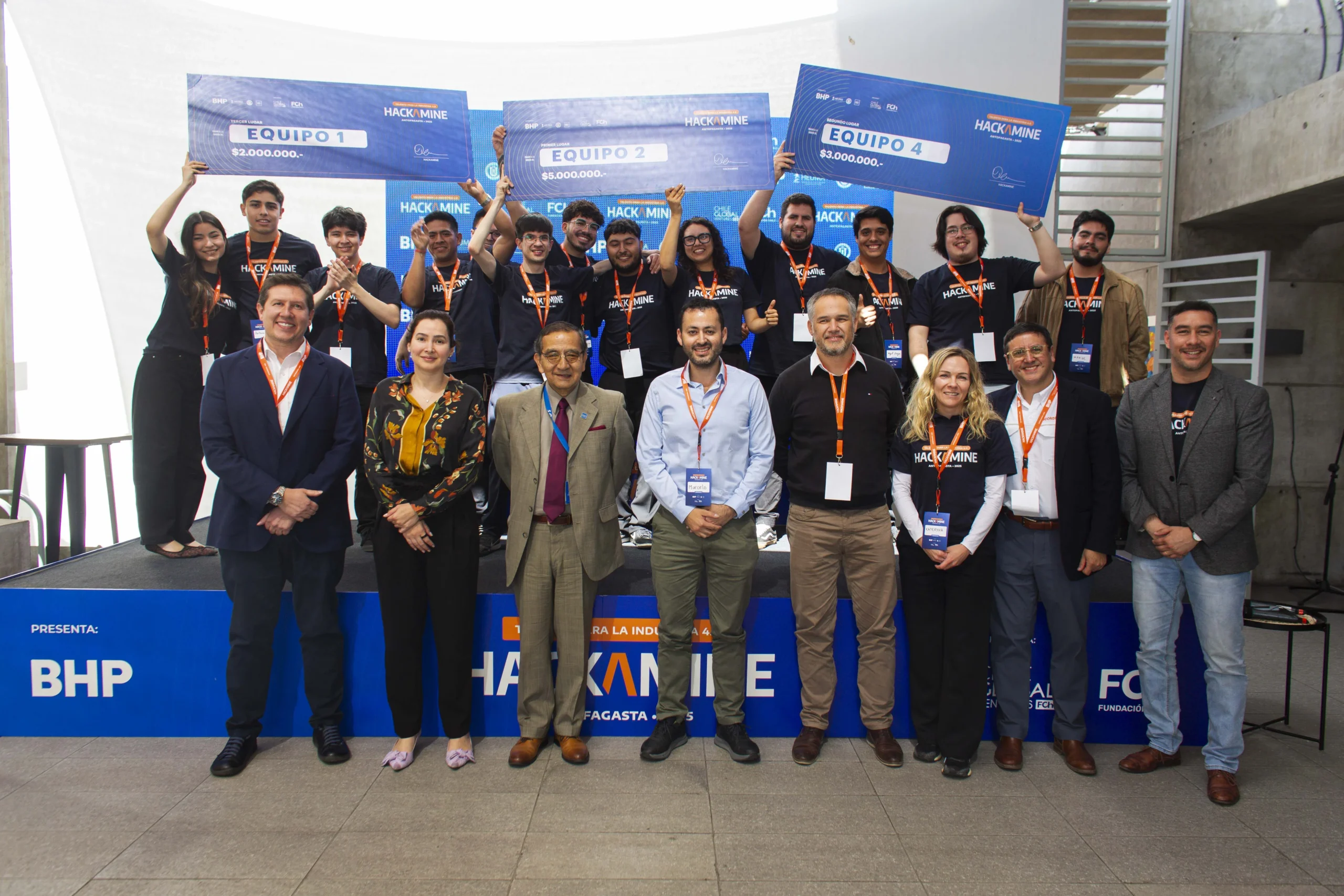 Durante tres días universitarios de Antofagasta resolvieron desafíos reales de la industria minera en Hackamine 2025