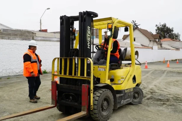 CEIM forma a sus primeras generaciones en Operación de Equipos CAEX en la Región de Coquimbo