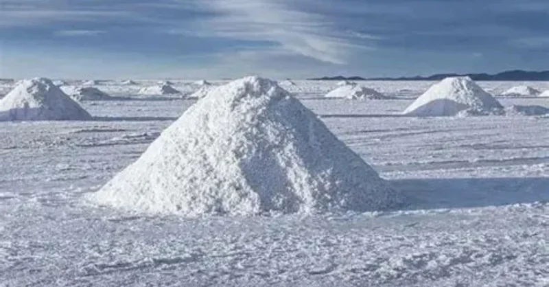 Alza en precio del litio en China por demanda récord en 2026