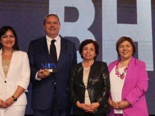 BHP impulsa transformación cultural y es premiada por segundo año como la minera con mayor participación femenina en Chile 