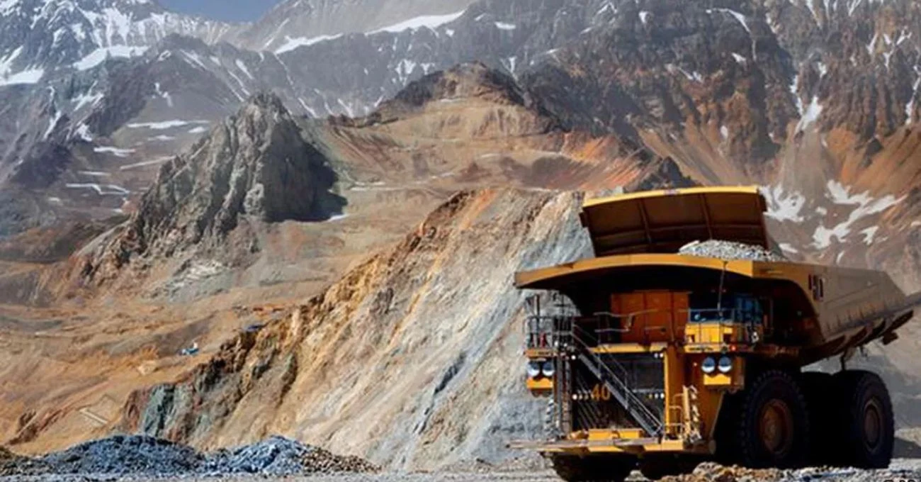 Disrupciones en la minería moderan el crecimiento del PIB en el tercer trimestre, según Hacienda