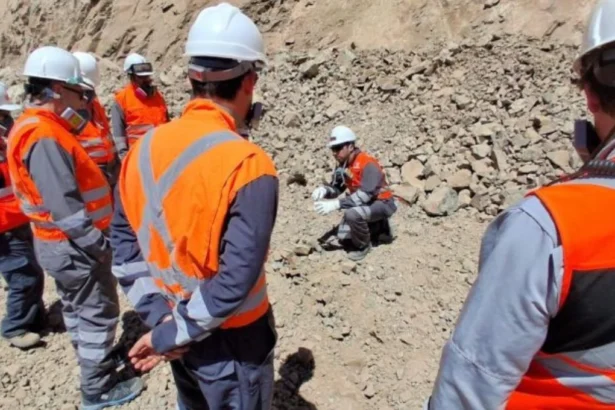 Expertos destacaron la gestión minera y los avances geotécnicos de División Gabriela Mistral