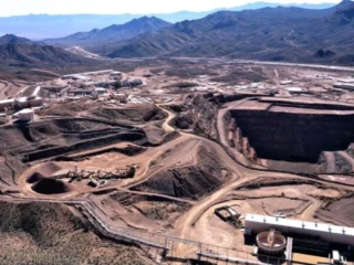 Estados Unidos y Arabia Saudita sellan alianza estratégica para fortalecer la cadena global de tierras raras