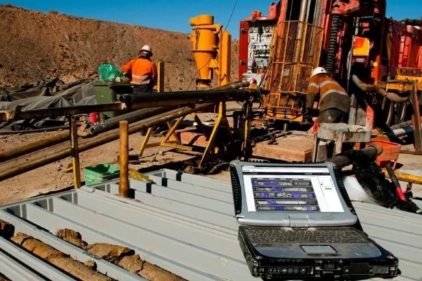 Inteligencia artificial transforma la minería global: inversión alcanzará USD 900 millones en 2025