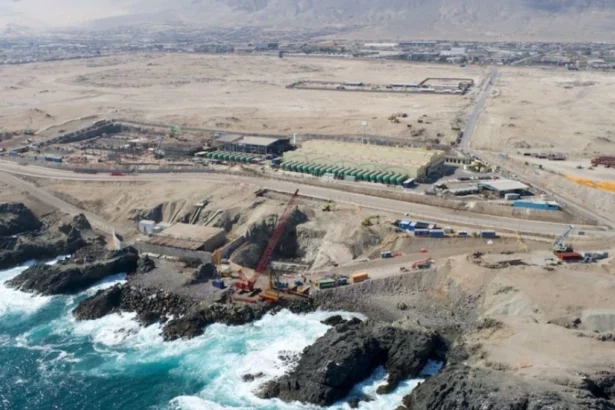 Inicia construcción de planta hídrica pionera para minería en Antofagasta