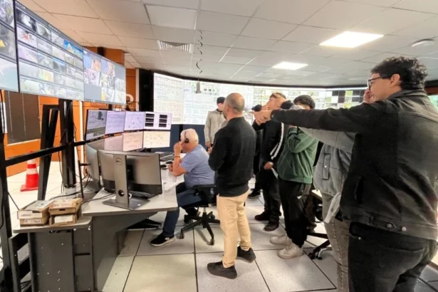 Estudiantes de Minería visitan Codelco Andina para potenciar su aprendizaje técnico