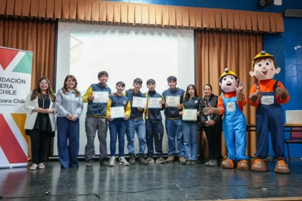 Fundación Minera de Chile y Codelco Ventanas Impulsan Formación Estratégica en Refinación de Cobre