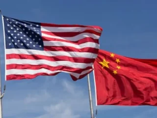 EEUU espera cerrar acuerdo con China sobre tierras raras antes de Thanksgiving, afirma Bessent