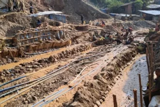 Colapso en mina congoleña deja 40 muertos y alerta por seguridad laboral