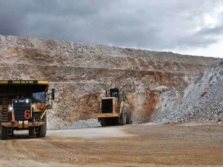 Inversión en exploración minera en Perú podría duplicarse en tres años con estabilidad normativa