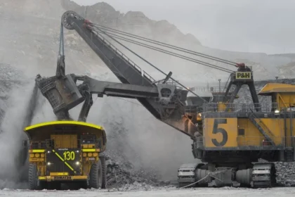 La Inversión en Equipamiento Minero Alcanza los US$ 675 Millones, Liderada por Southern Peru y Las Bambas