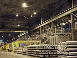 Glencore reduce al 33 % su participación en Century Aluminum tras alza arancelaria
