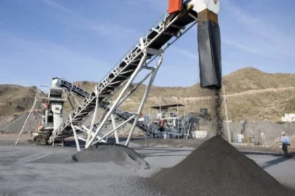 Excellon avanza en rehabilitación de mina Mallay con proyecciones positivas para 2026