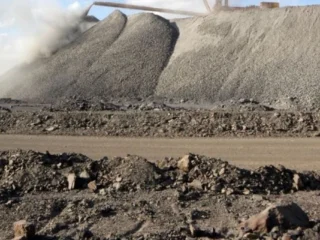 Exportaciones chinas de imanes de tierras raras caen 5,2% en octubre, pero repuntan envíos a EE.UU.