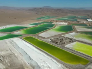 Chile y Argentina lideran el futuro del litio en Sudamérica y el mundo