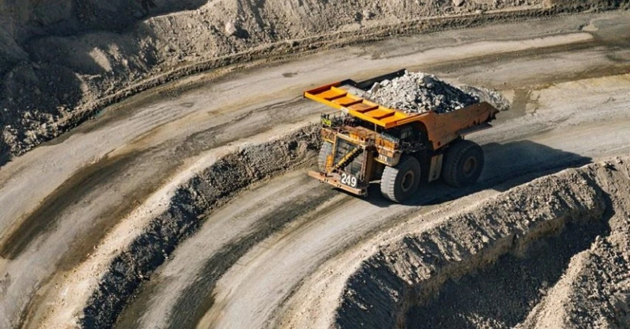 CEO de minería en Chile ganan hasta $31 millones líquidos al mes