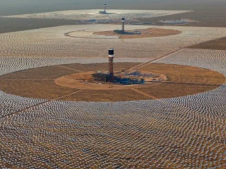 Quiebra Ivanpah: la central termosolar más grande del mundo cierra tras una década de pérdidas