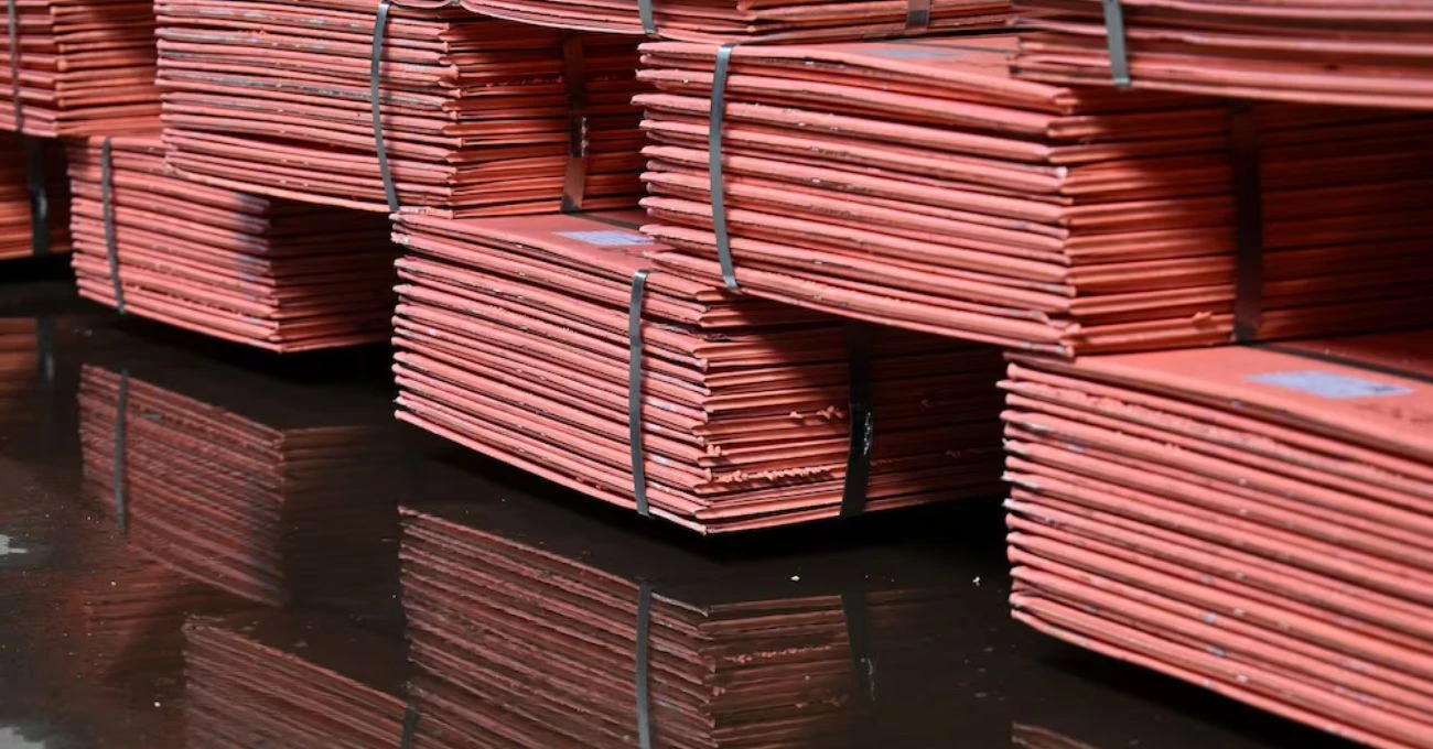 UBS ajusta proyecciones del cobre: déficit y alza de precios anticipados