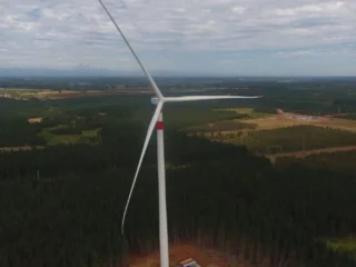 Engie Chile instala primeros aerogeneradores en Pampa Fidelia y Chequenes