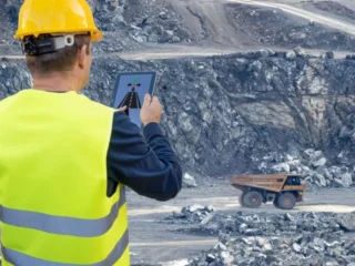 Minería 4.0: Solo 25% de proyectos de IA logra integración plena en Chile