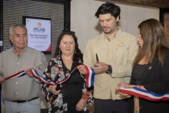 María Elena avanza en energía limpia con tótems solares de Atlas Renewable Energy