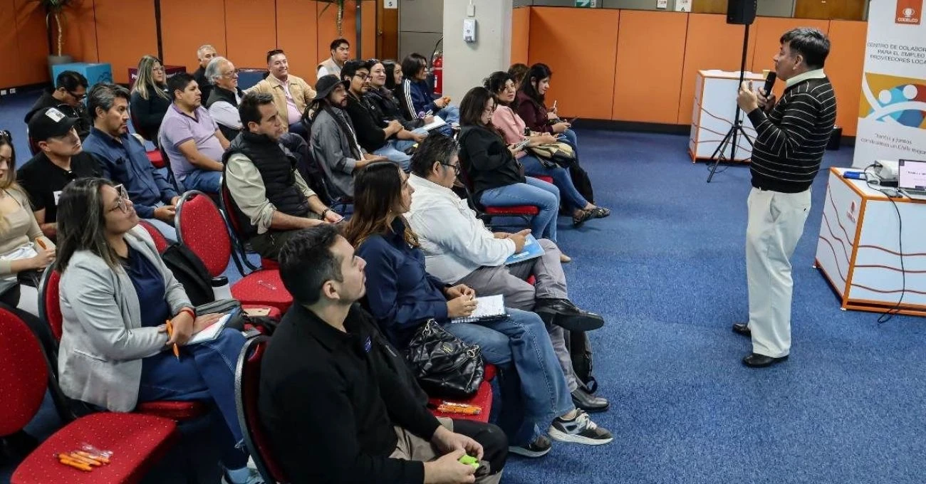 Codelco impulsa transformación digital en pymes con taller sobre inteligencia artificial