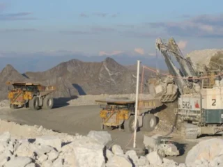 Perú proyecta inversión minera de US$ 7.000 millones hacia 2035, según expertos