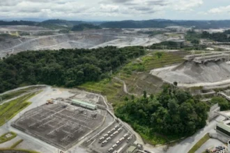 Panamá publicará resultados iniciales de auditoría en mina Cobre Panamá en diciembre