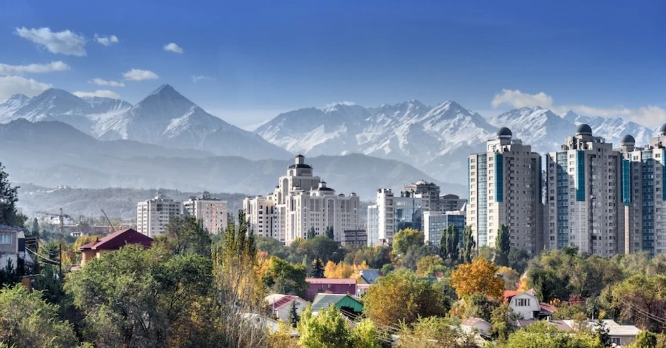 Empresarios de Kazajistán apuestan por minería en histórica transición económica