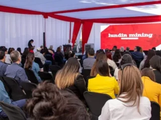 Feria Laboral en Atacama conecta estudiantes con oportunidades en minería sustentable