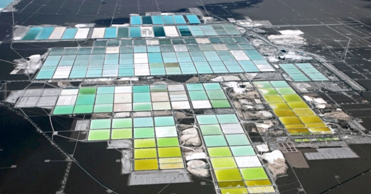 Tianqi Lithium considera acudir a arbitraje internacional por acuerdos entre SQM y Codelco