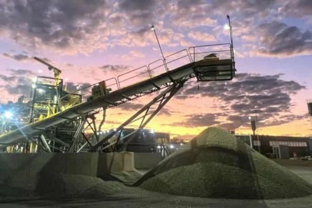 Sigma Lithium en crisis: desplome en bolsa y riesgos de expansión en Brasil