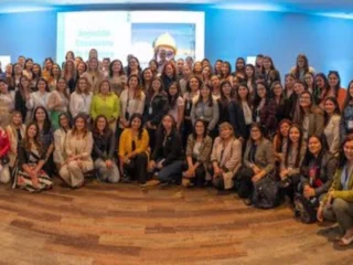 Más de 120 trabajadoras protagonizaron segundo Encuentro de Mujeres de Empresas Colaboradoras de Minera Centinela