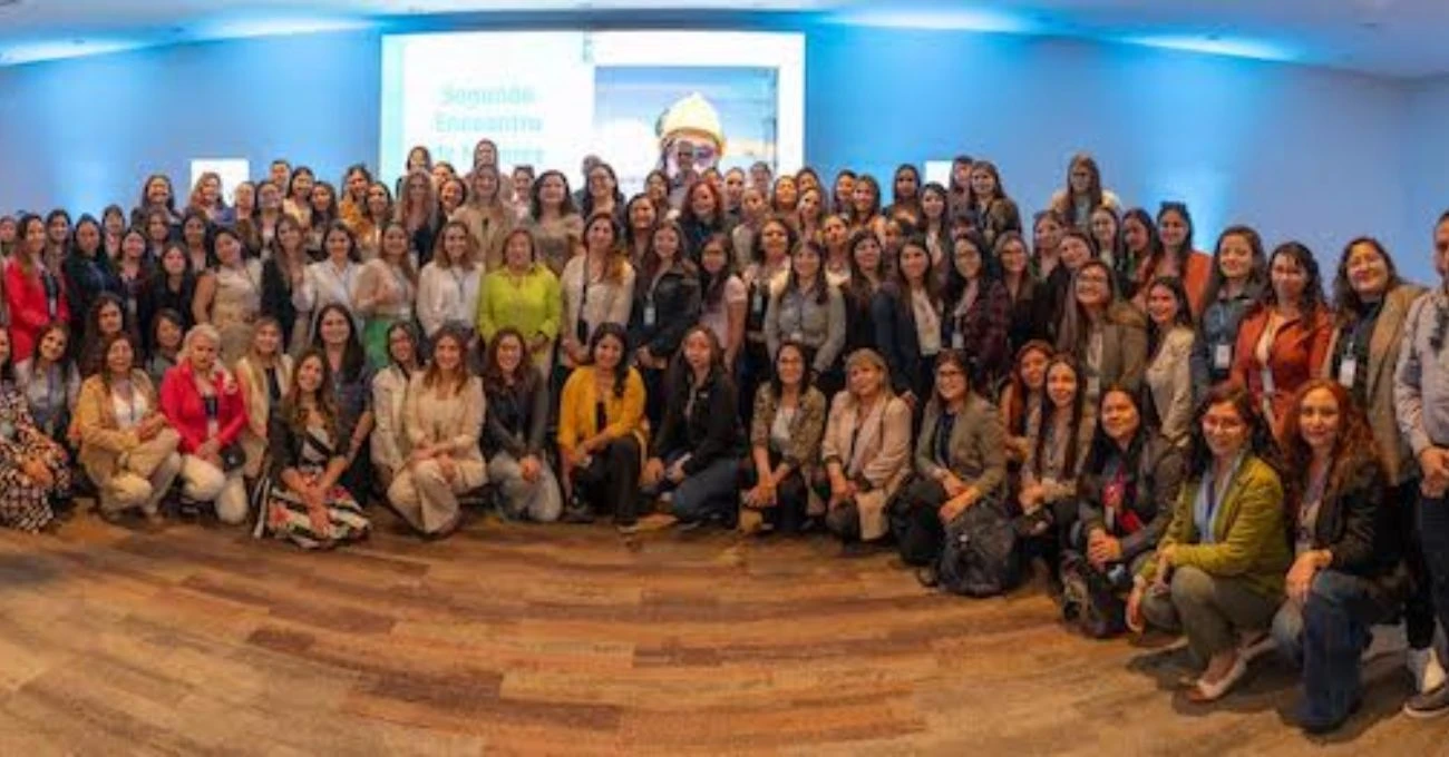 Más de 120 trabajadoras protagonizaron segundo Encuentro de Mujeres de Empresas Colaboradoras de Minera Centinela